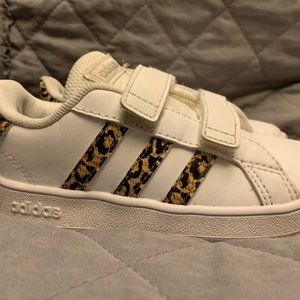 Adidas, Toddler Girls Size 9,  White with Cheetah Print, Sneakers